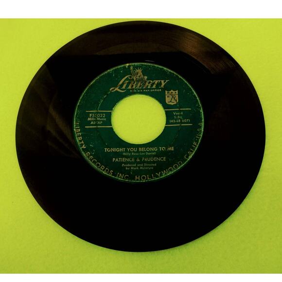 Prudence - Smile and A Ribbon / Tonight You Belong To Me 45rpm Vinyl Record 7" - Picture 5 of 7